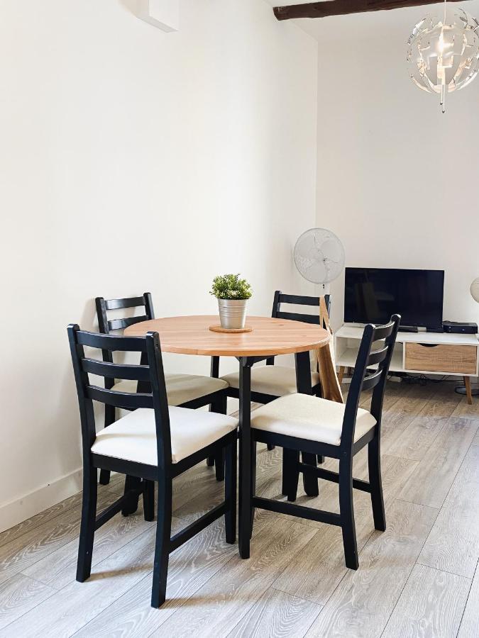 דירות Or - Studio En Plein Centre De L'Isle Sur Sorgue מראה חיצוני תמונה
